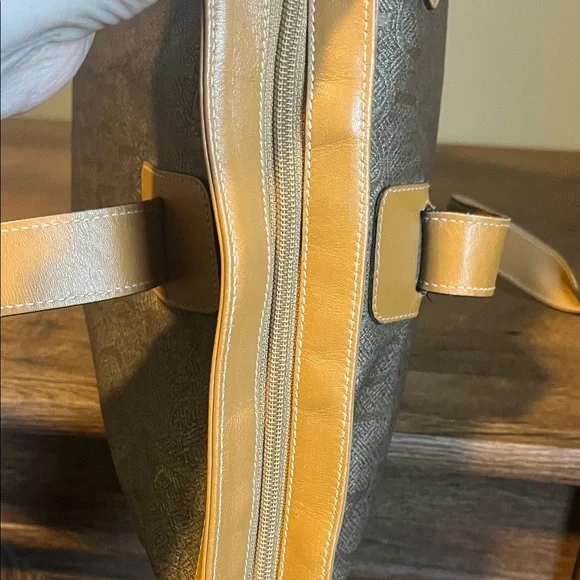 Gucci Brown and Tan Tote Bag - Picture 13 of 15